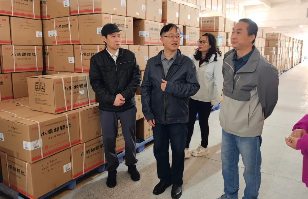 情暖药包 平安护航——白云山永利集团公司开展药包厂区综合检查与慰问活动